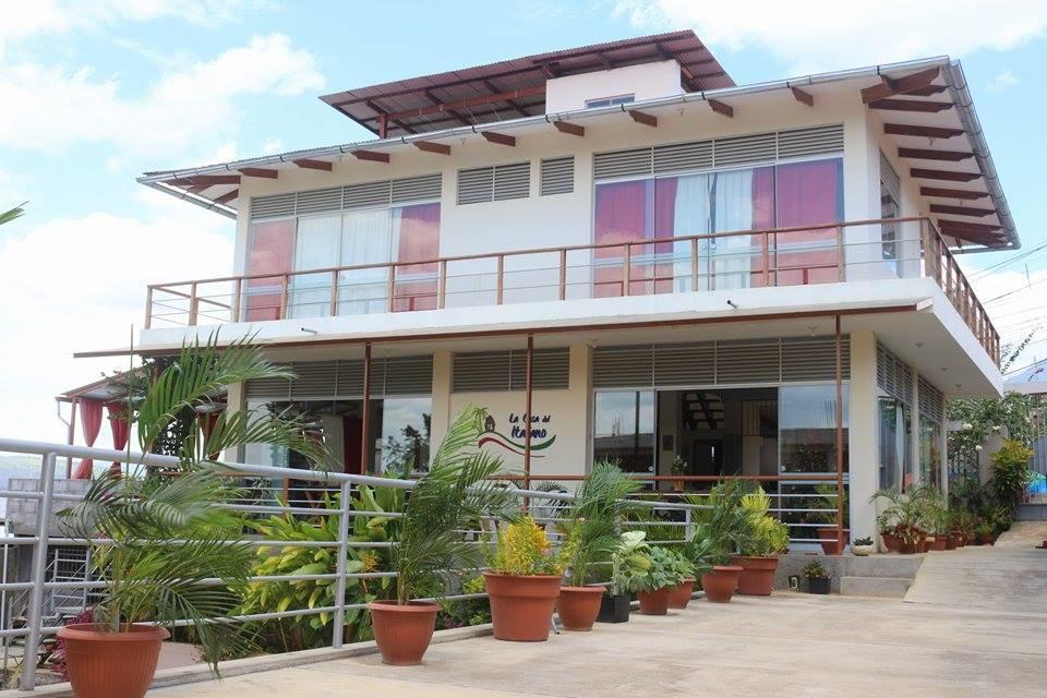 タラポト La Casa Del Italiano Bed & Breakfast エクステリア 写真