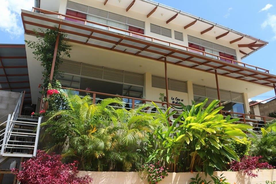 タラポト La Casa Del Italiano Bed & Breakfast エクステリア 写真