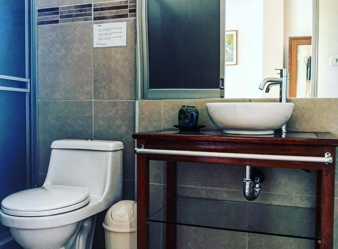 タラポト La Casa Del Italiano Bed & Breakfast エクステリア 写真